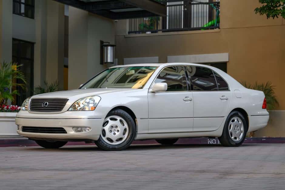 2001 Lexus LS Sedan sold for $15,750