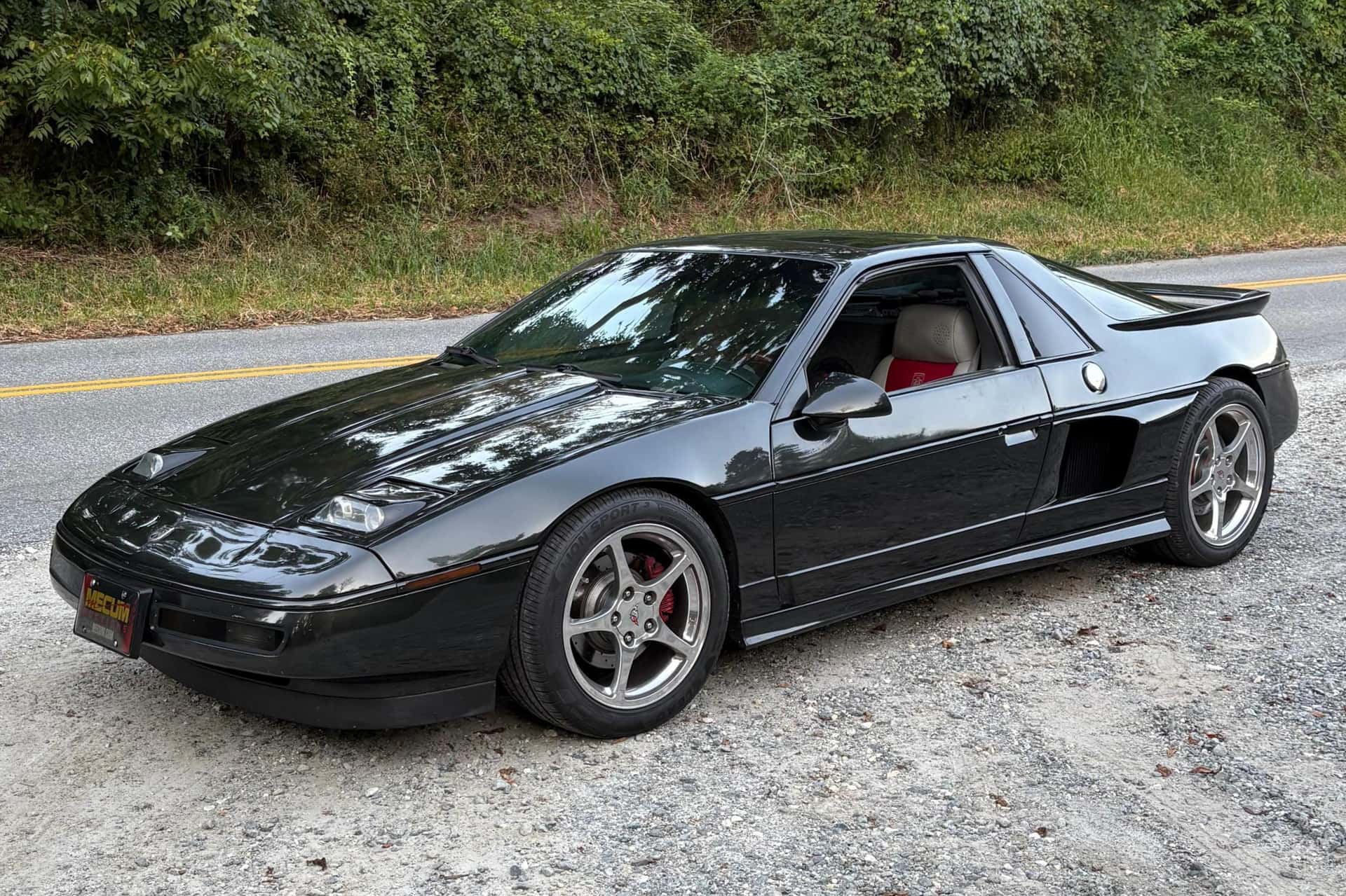 1984 Pontiac Fiero sold for $8,600