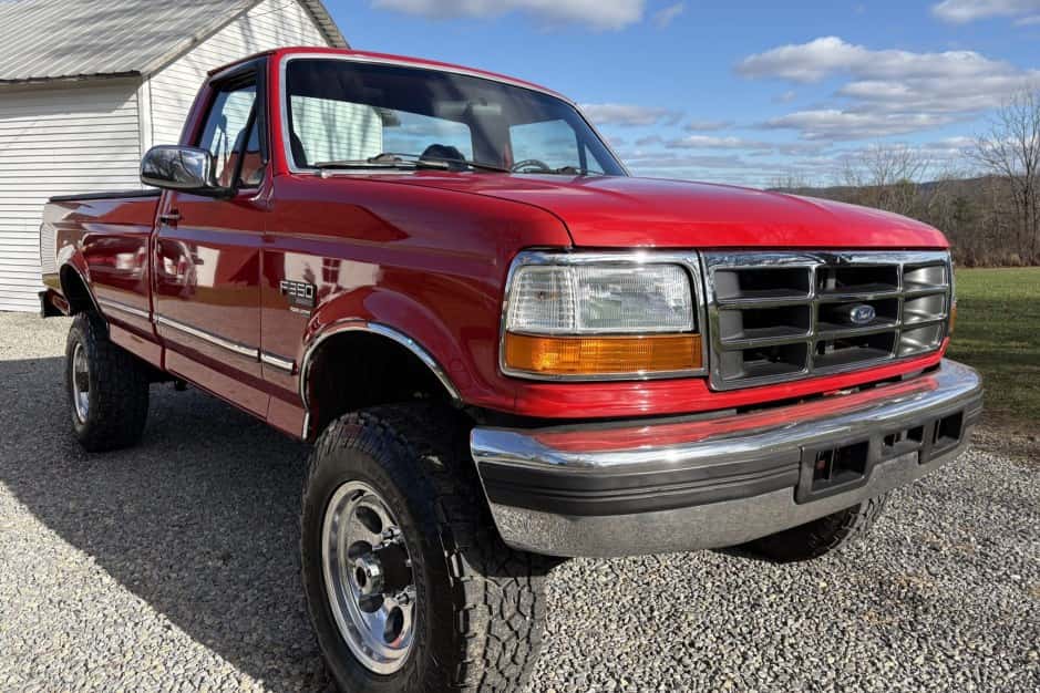 1997 Ford F-Series 1992-1997 sold for $22,500