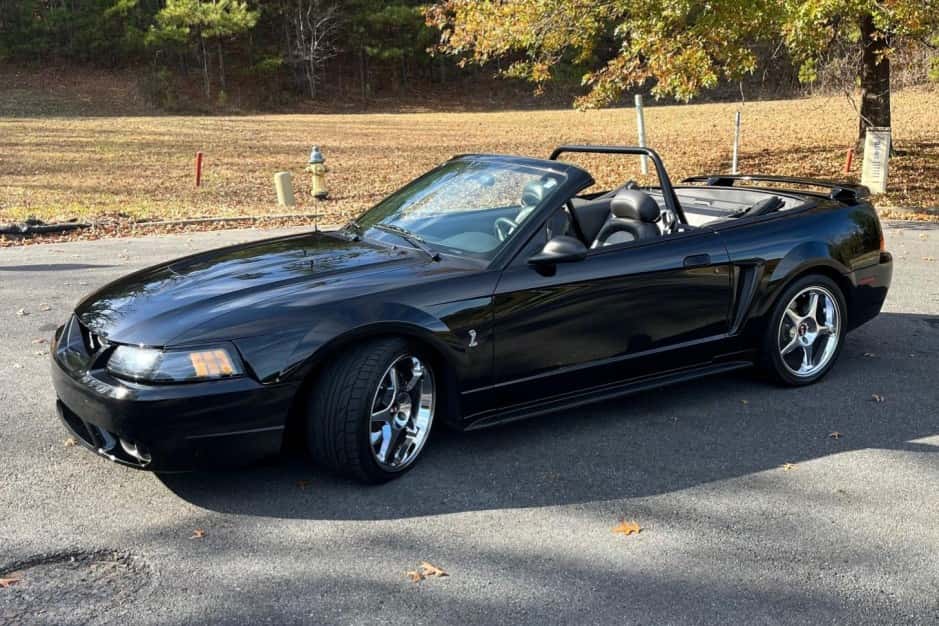 2001 Ford Mustang SN95 1994-2004 sold for $14,000