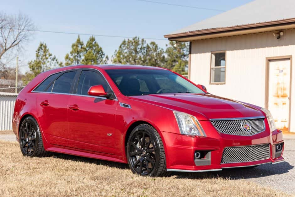 2011 Cadillac CTS & CTS-V sold for $39,000
