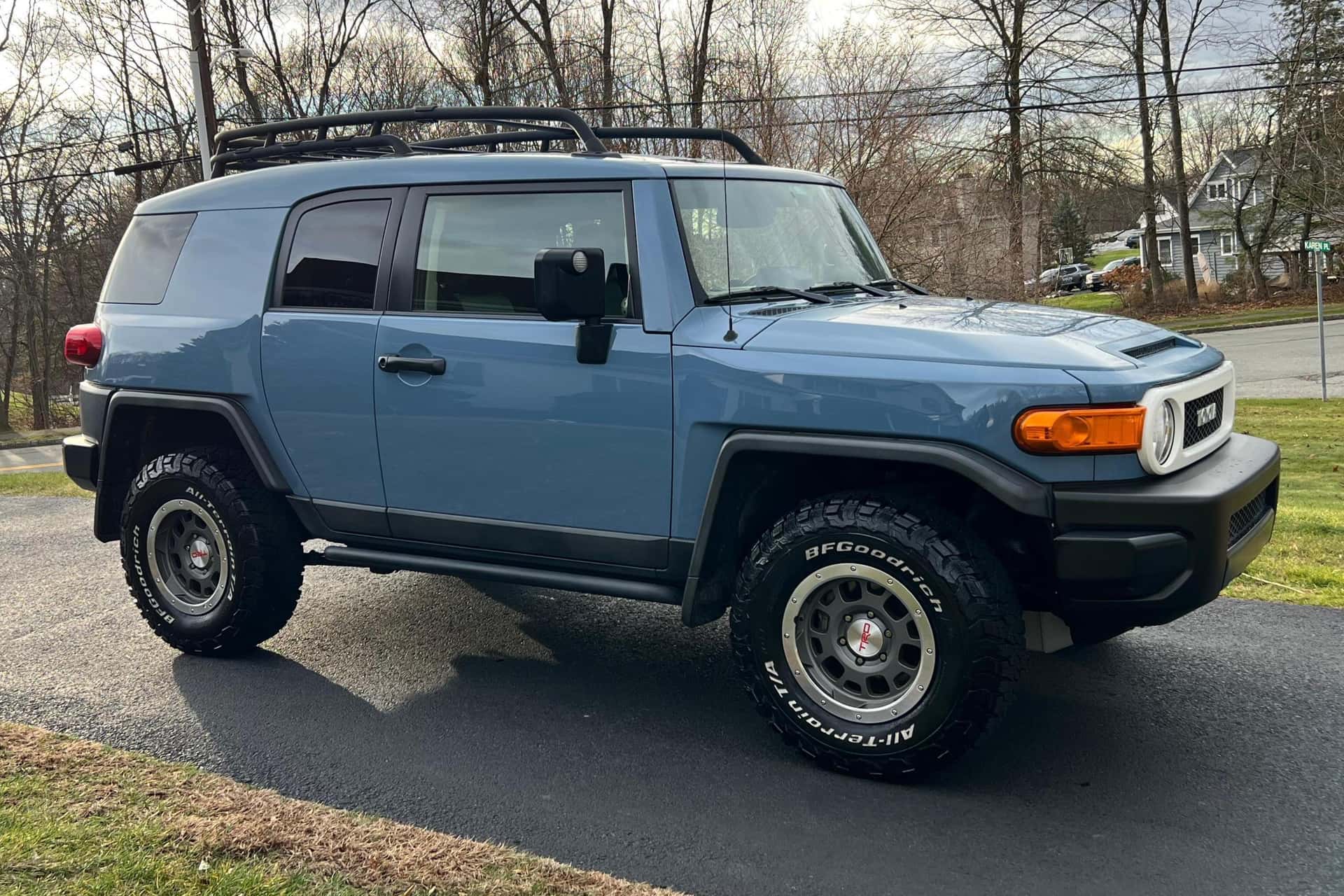 2014 Toyota FJ Cruiser sold for $20,250