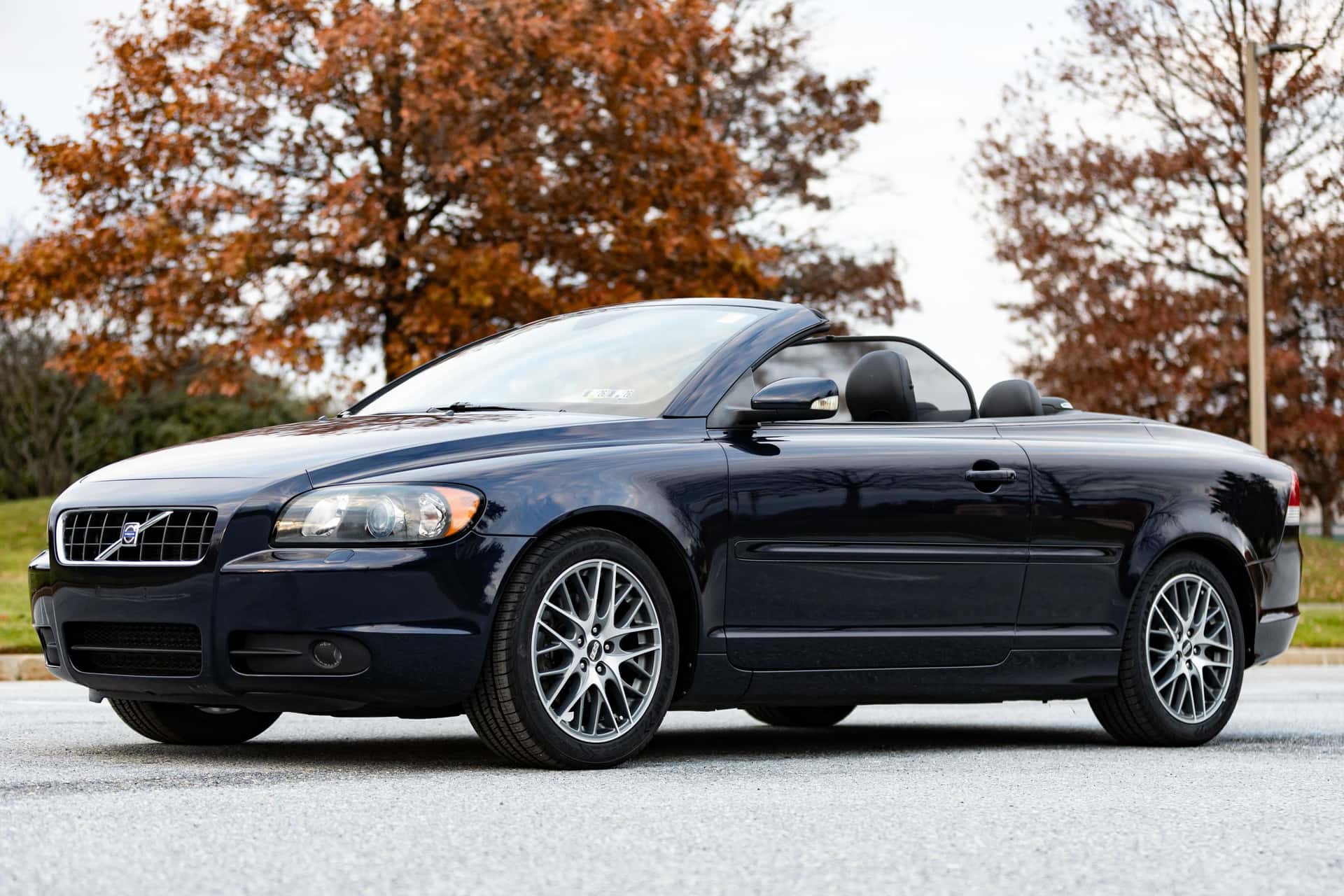 2007 Volvo C70 sold for $9,198