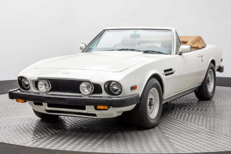 1987 Aston Martin V8 (1977-1989) sold for $175,000