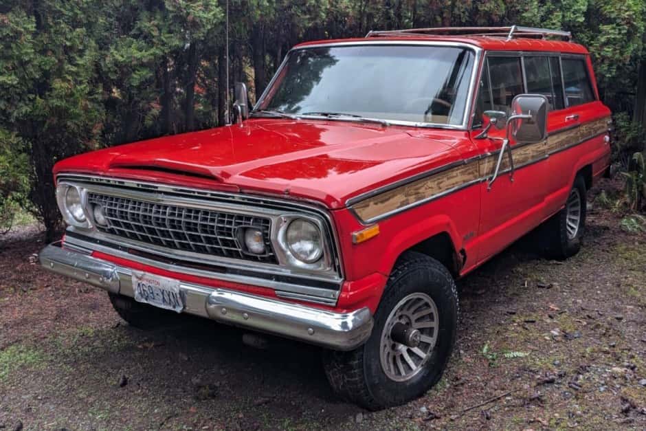 1977 Jeep SJ Wagoneer sold for $1,101