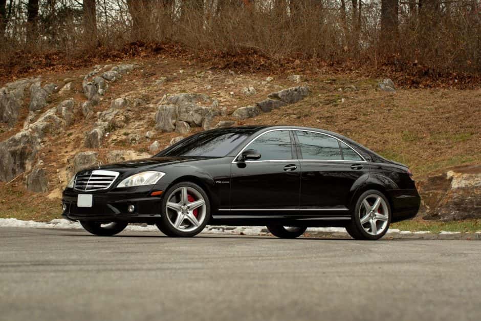 2007 Mercedes-Benz W221 S-Class sold for $12,565
