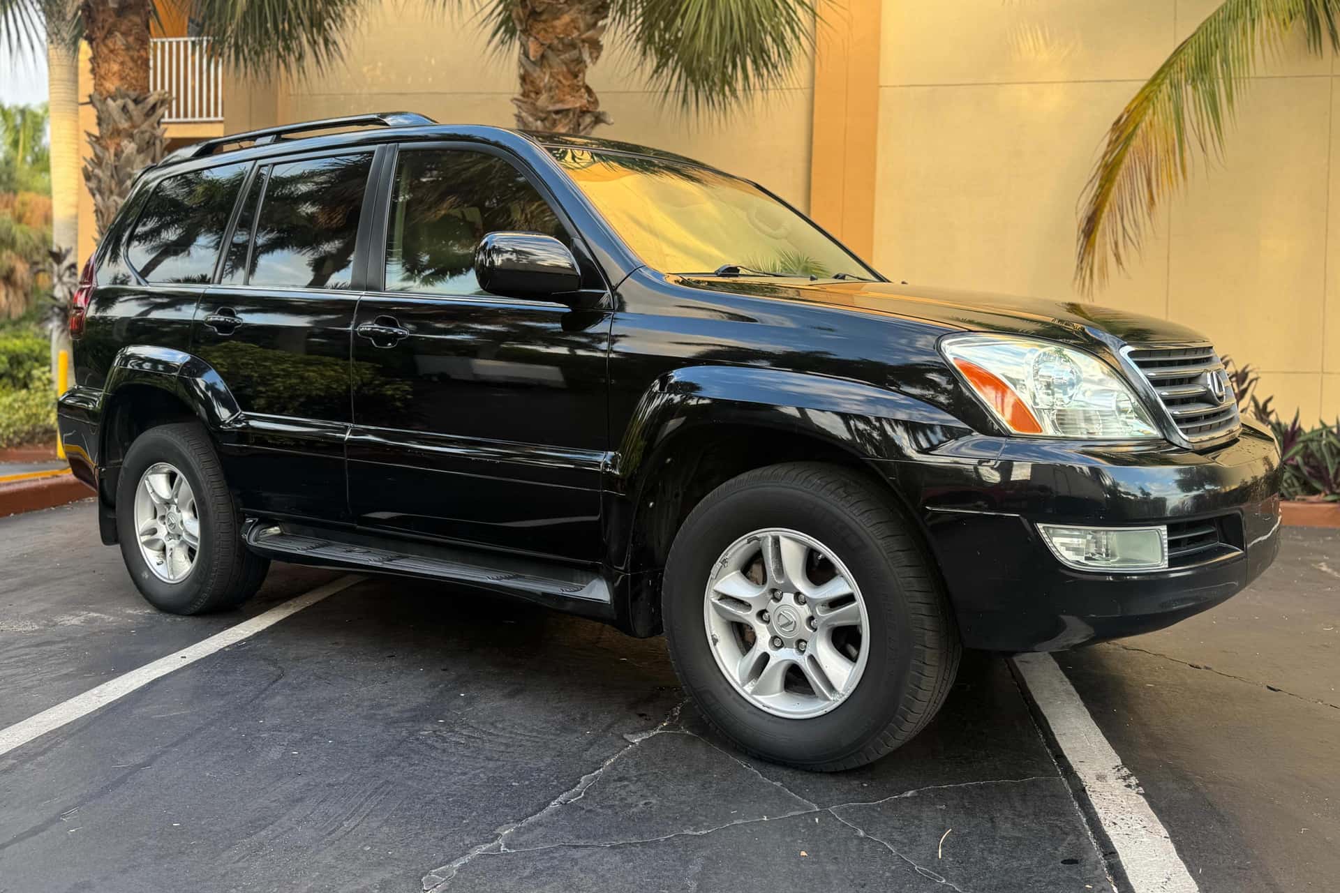 2006 Lexus GX sold for $5,699