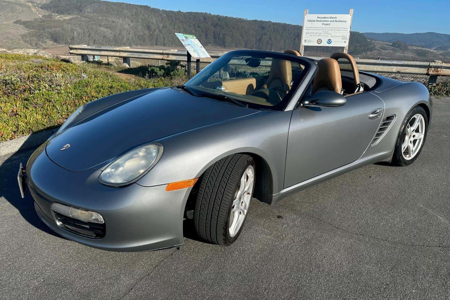 2006 Porsche 987 Boxster sold for $13,800