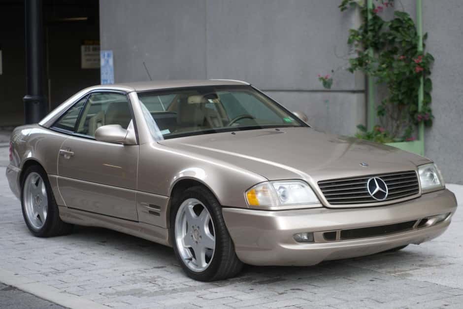 2001 Mercedes-Benz R129 SL sold for $14,400