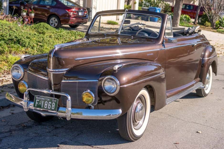 1941 Mercury Eight sold for $10,800