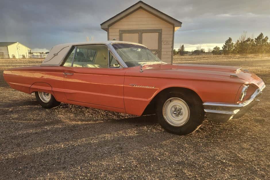 1964 Ford Thunderbird (1964-1966) sold for $8,400