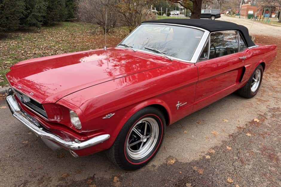 1966 Ford Mustang 1964.5-1966 sold for $32,500