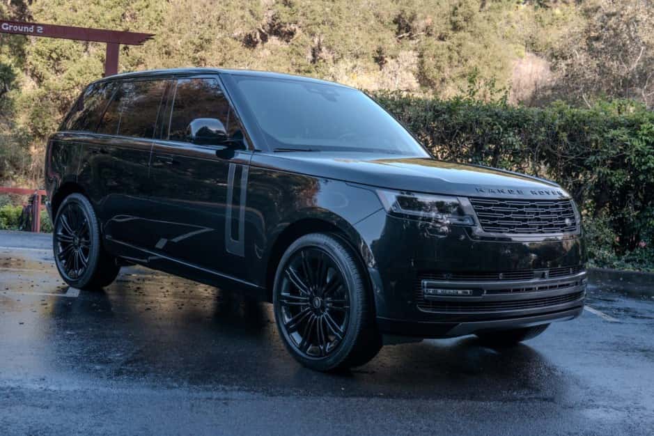 2025 Land Rover Range Rover L460 sold for $110,000