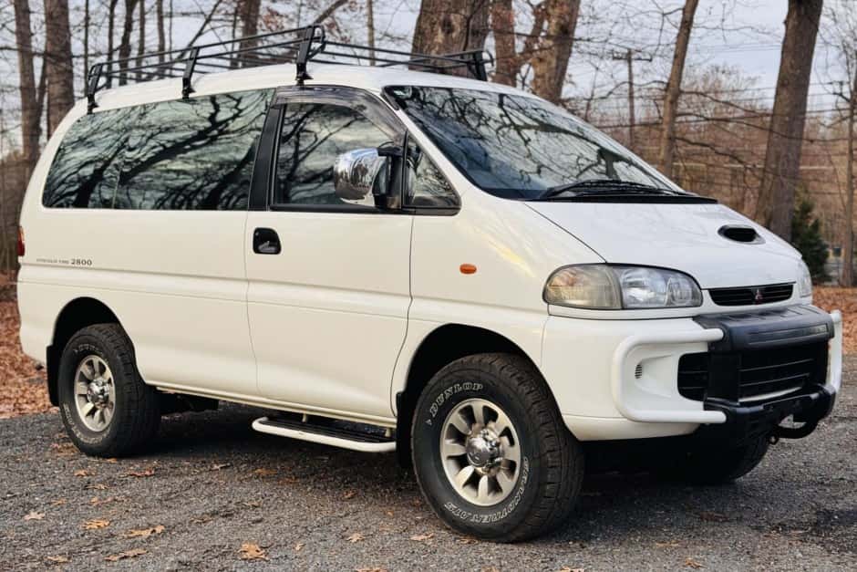 1997 Mitsubishi Delica sold for $9,500