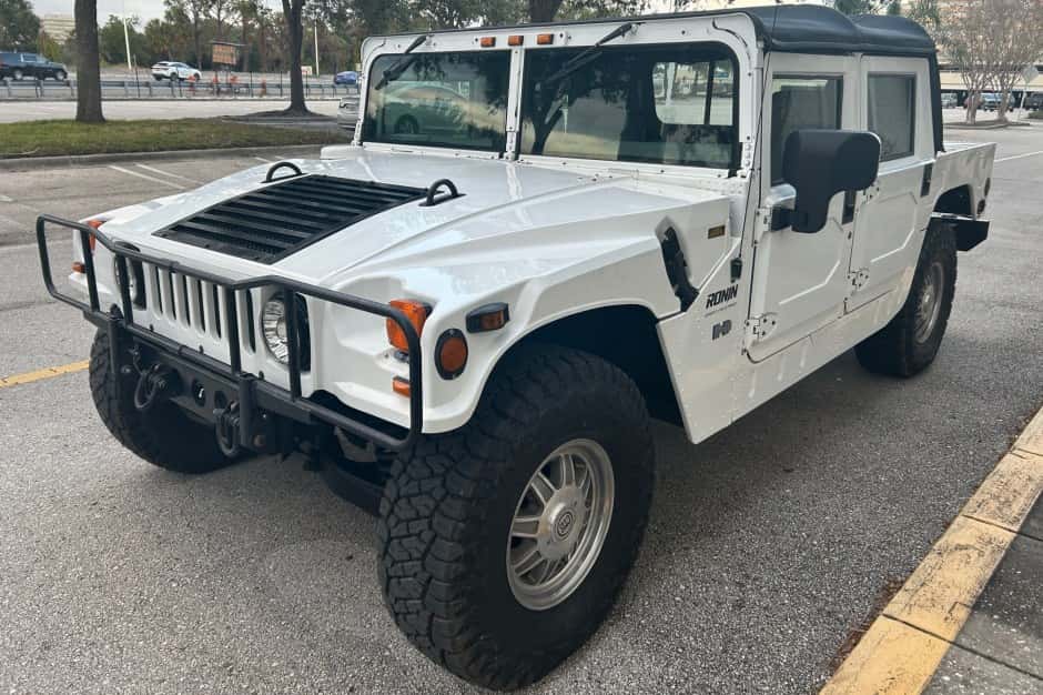 2001 Hummer H1 sold for $60,000