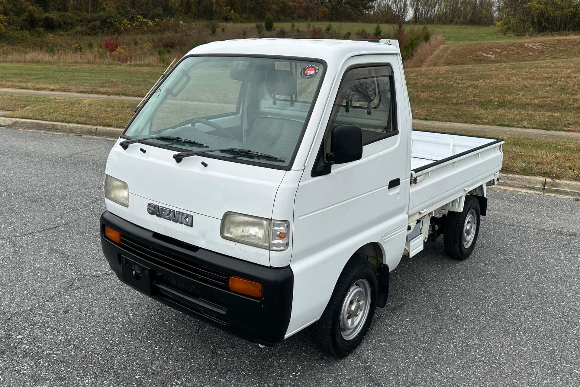 1993 Suzuki Carry Truck sold for $5,350