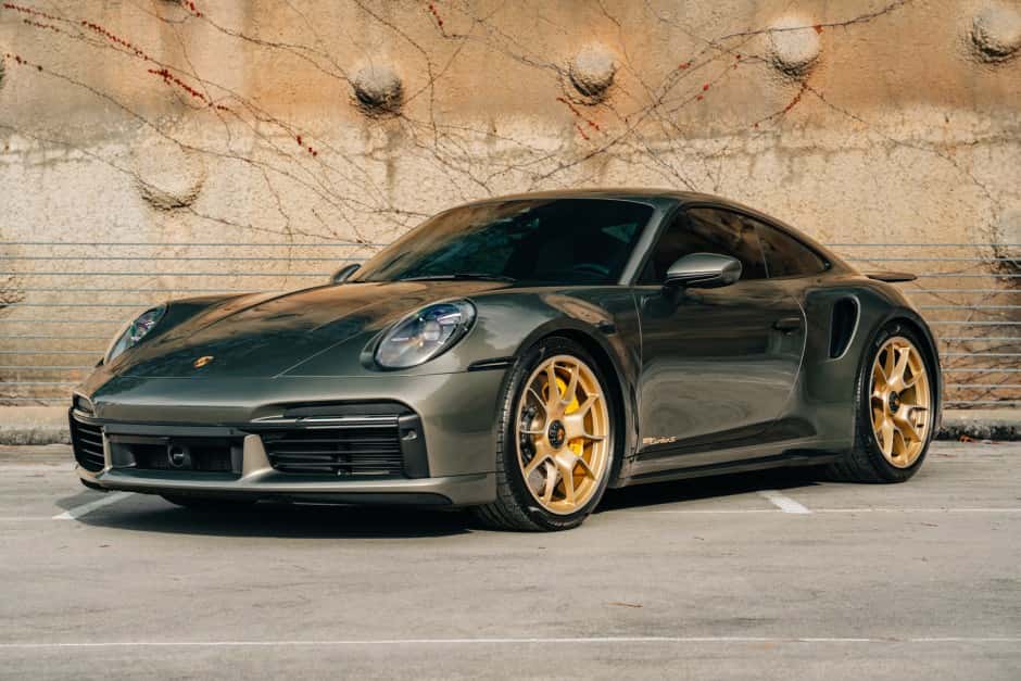 2021 Porsche 992 911 Turbo sold for $225,000