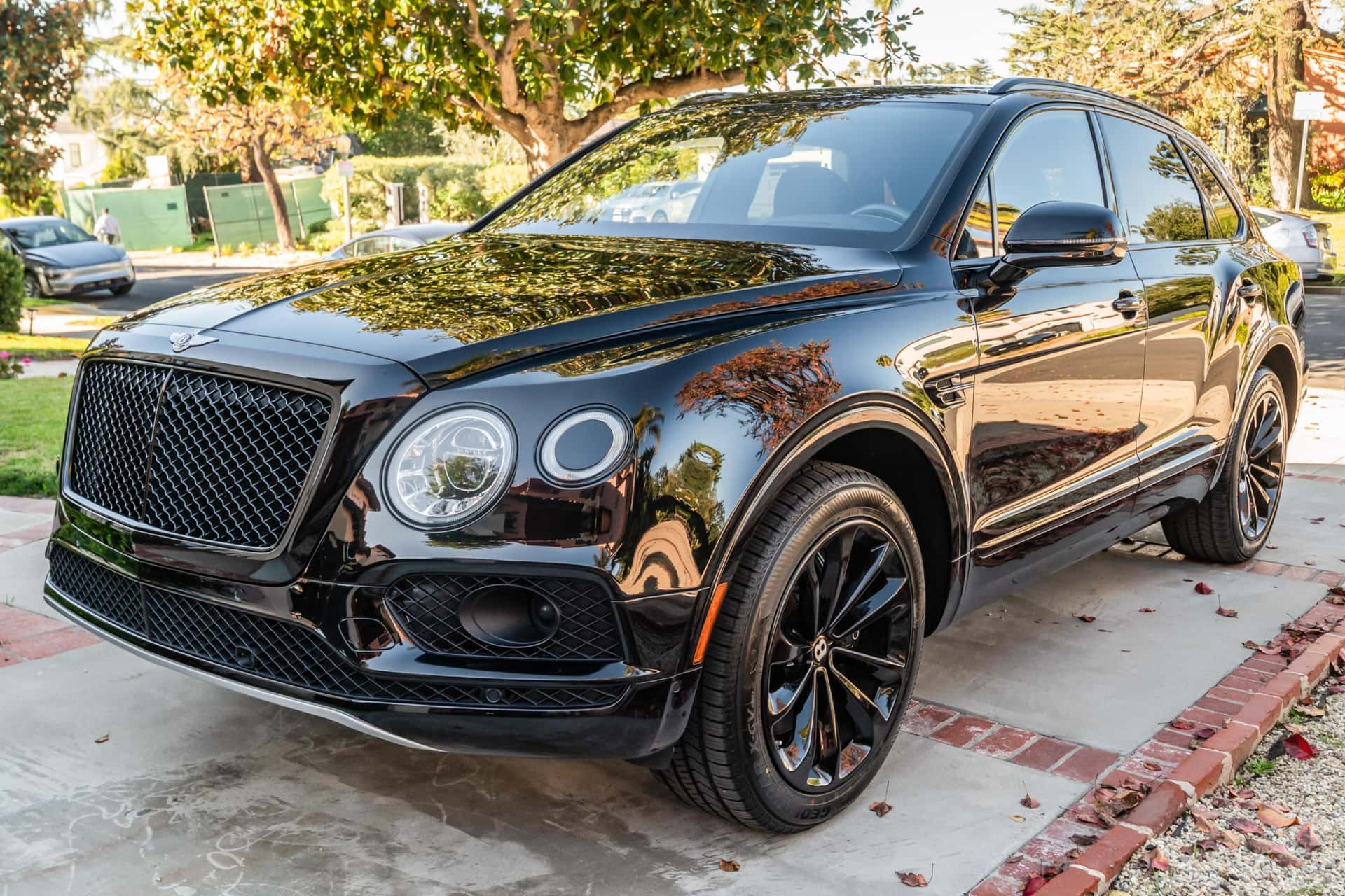2019 Bentley Bentayga sold for $64,000