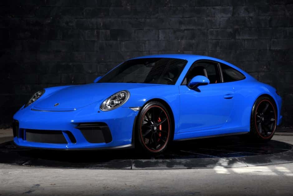 2018 Porsche 991 911 GT3 sold for $271,000
