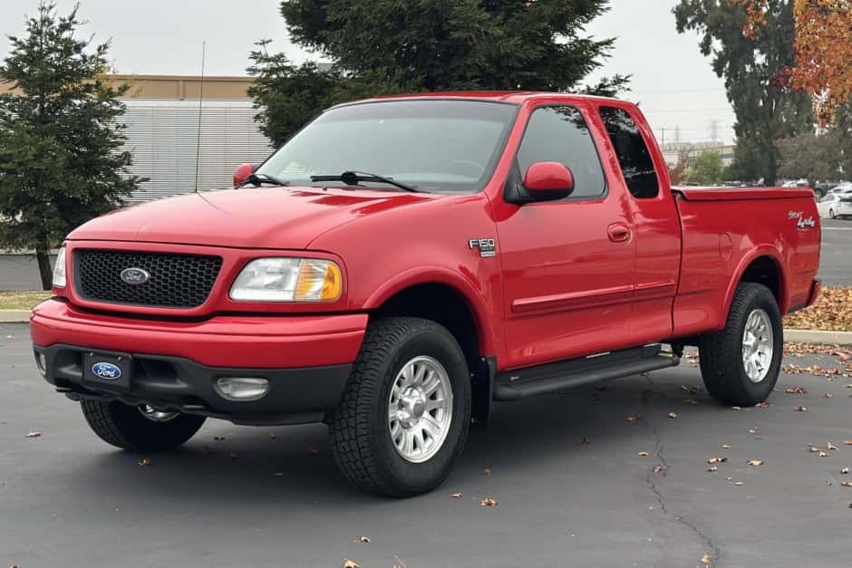 2003 Ford F-150 (1997-2004) sold for $16,500