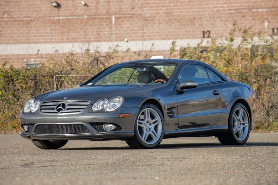 2008 Mercedes-Benz R230 SL sold for $17,000