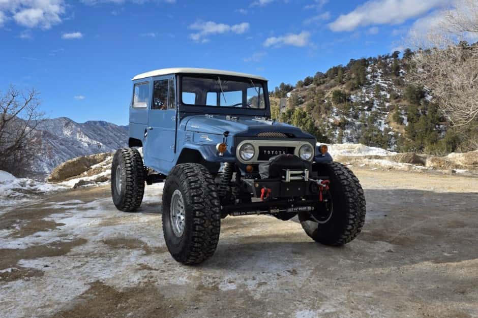 1966 Toyota Land Cruiser FJ40 sold for $31,000