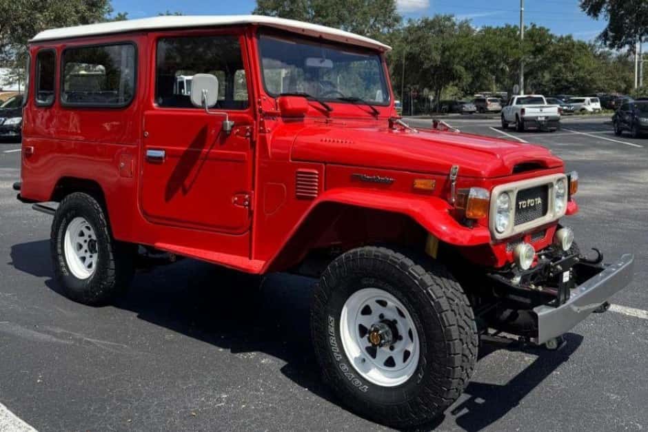 1982 Toyota Land Cruiser FJ43 sold for $29,000