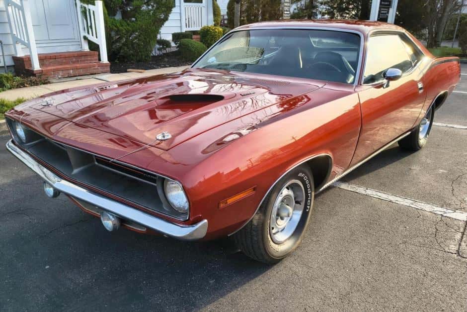 1970 Plymouth Barracuda sold for $32,750