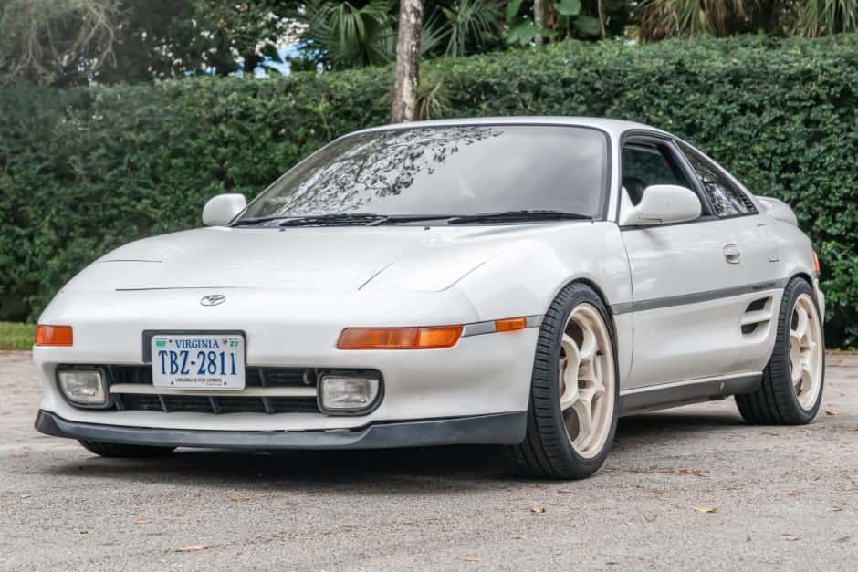 1993 Toyota SW20 MR2 sold for $12,000