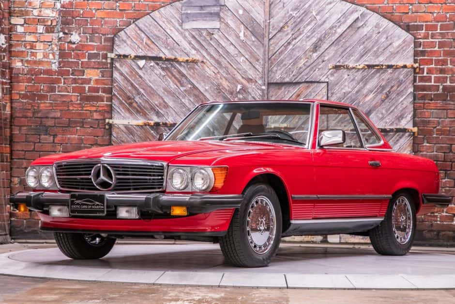 1989 Mercedes-Benz R107 SL sold for $23,000