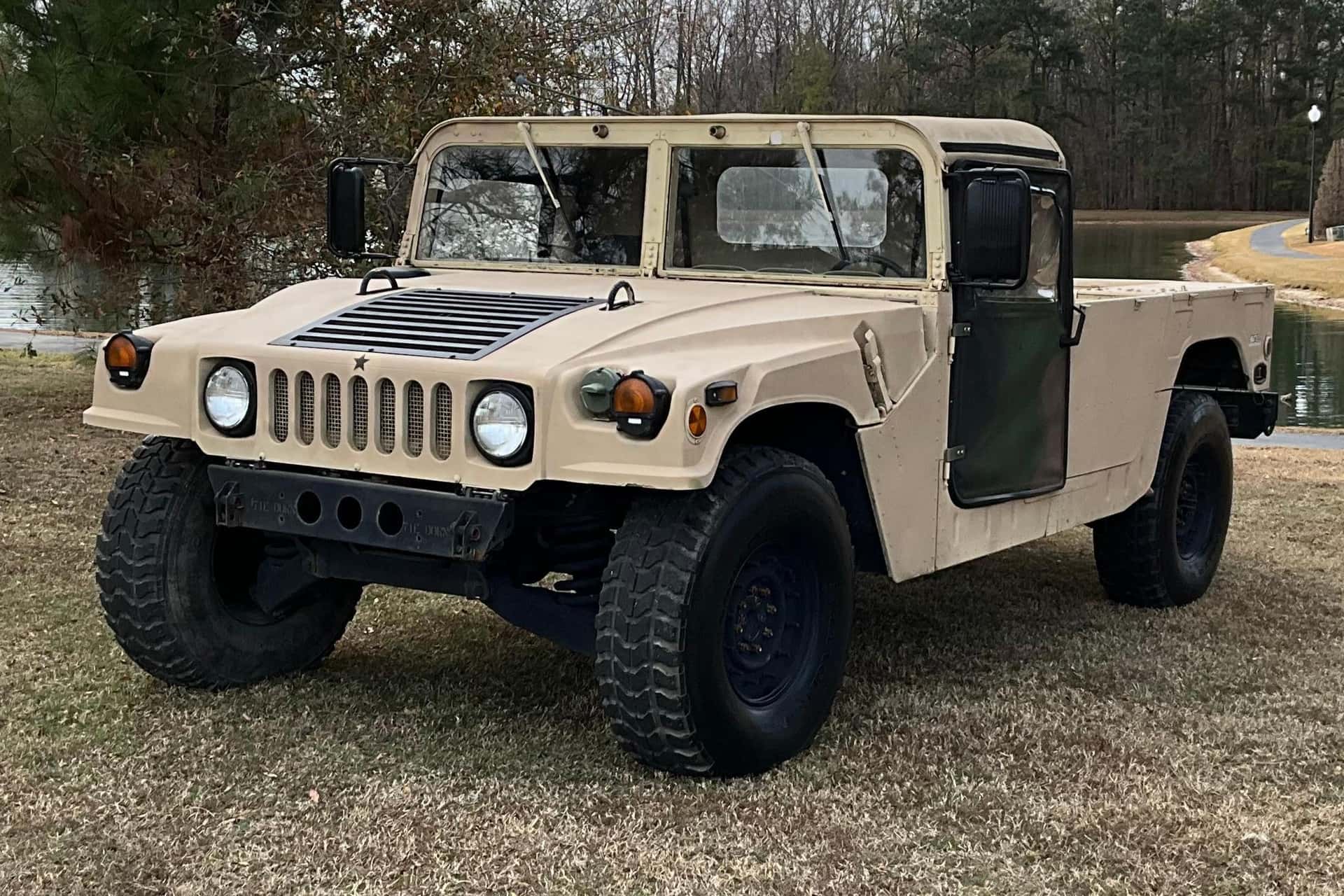 2012 AM General Hummer sold for $8,300