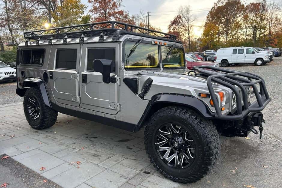 2000 Hummer H1 sold for $45,250