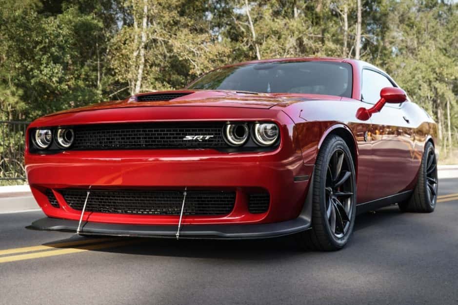 2016 Dodge Challenger SRT Hellcat sold for $41,277