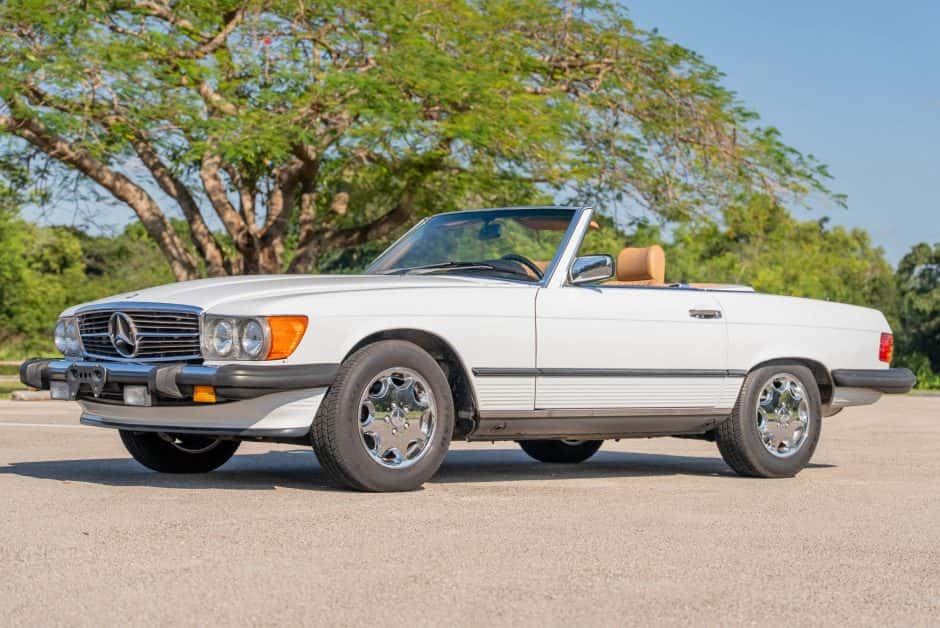 1988 Mercedes-Benz R107 SL sold for $31,999