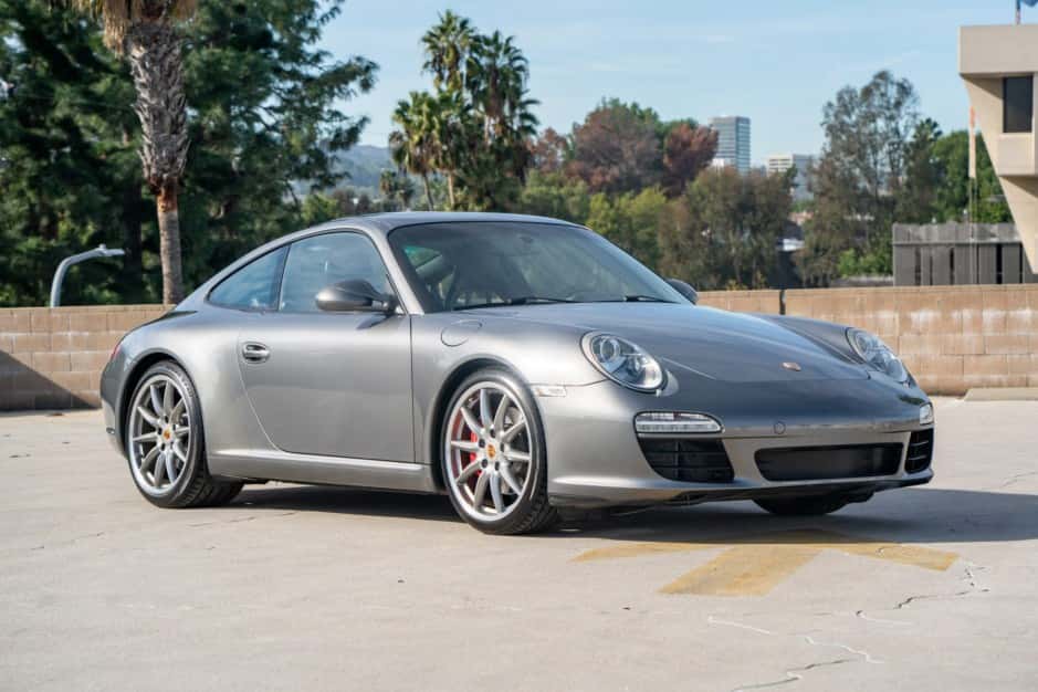 2010 Porsche 997 911 Carrera S sold for $71,000
