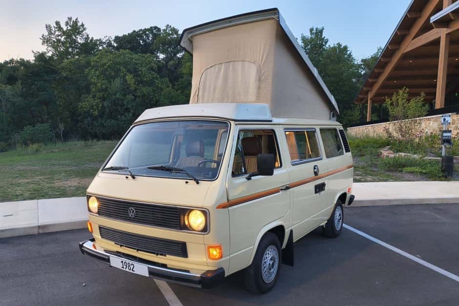 1982 Volkswagen Vanagon sold for $25,000