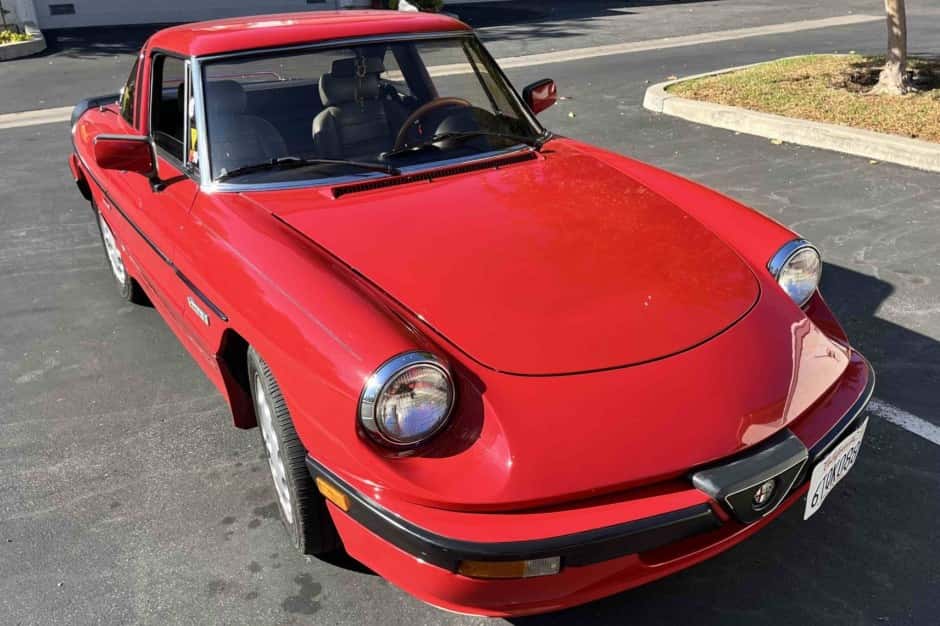 1988 Alfa Romeo 105/115 Spider Series 3 sold for $6,500