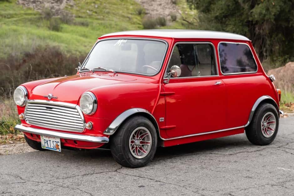 1960 Mini Mk I & Mk II sold for $22,750
