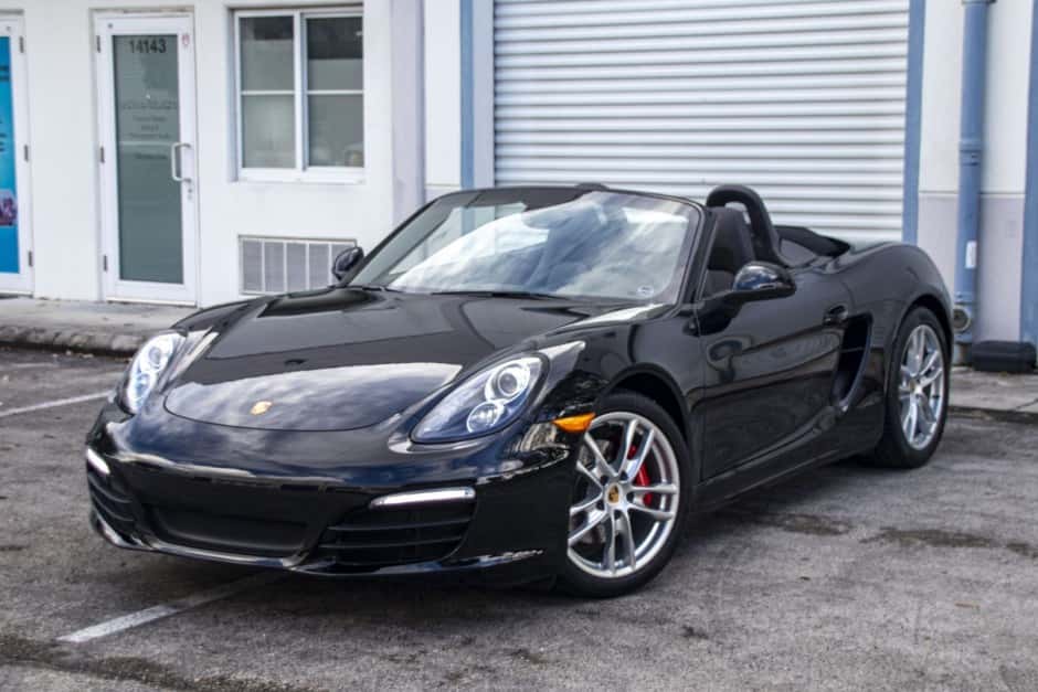 2013 Porsche 981 Boxster sold for $39,000