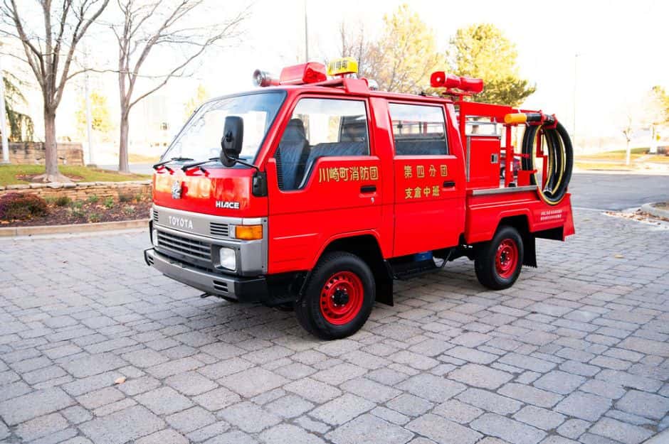 1991 Toyota HiAce sold for $28,750