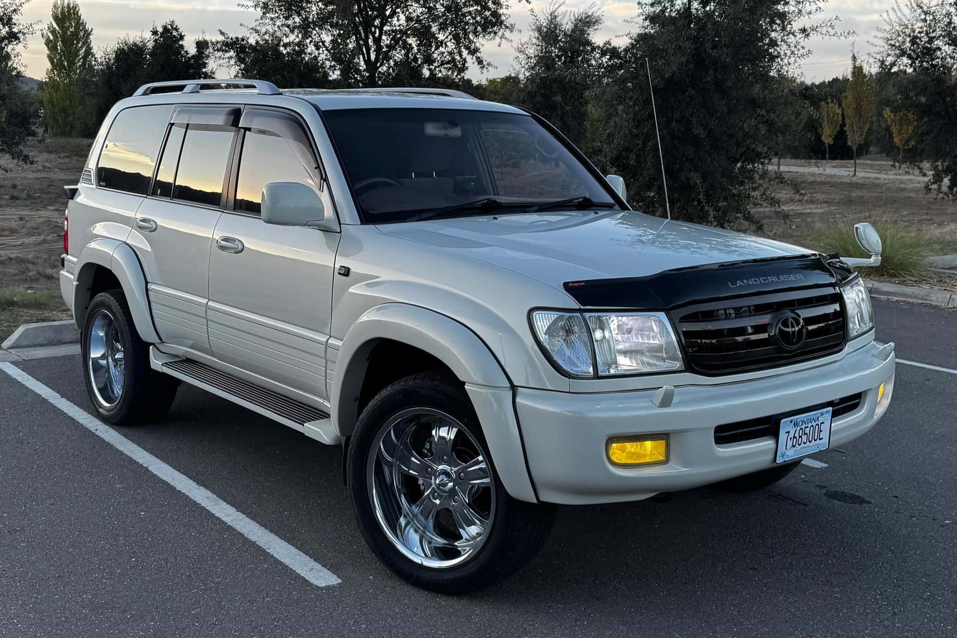 1998 Toyota Land Cruiser sold for $18,500