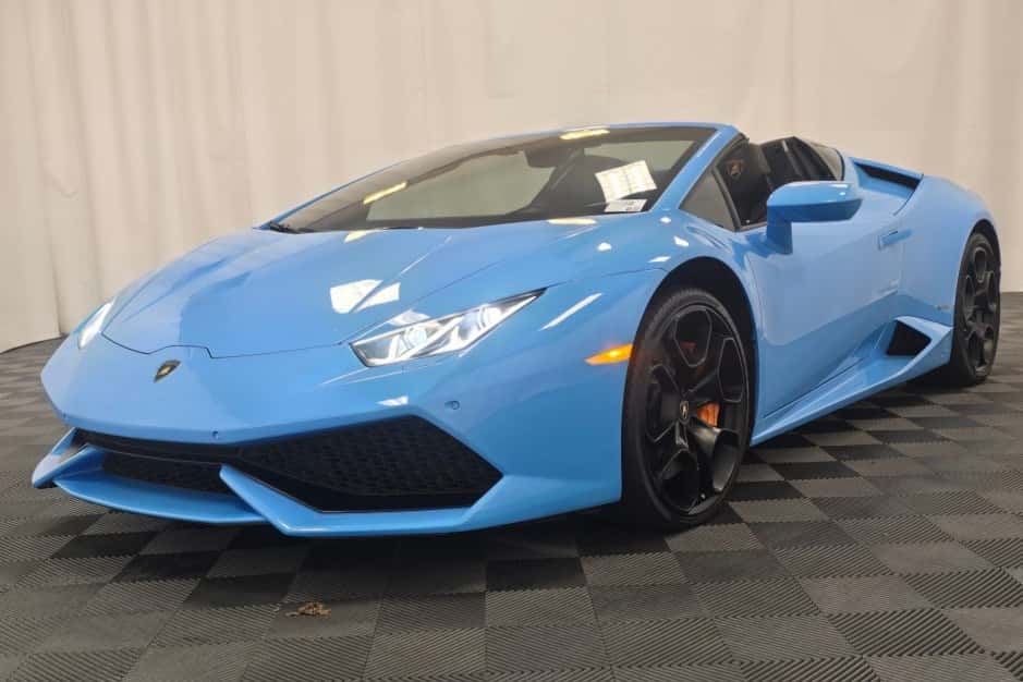 2016 Lamborghini Huracán sold for $176,000