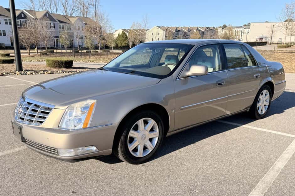2006 Cadillac DTS sold for $7,000