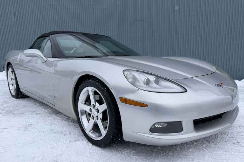 2006 Chevrolet Corvette C6 Convertible sold for $17,555