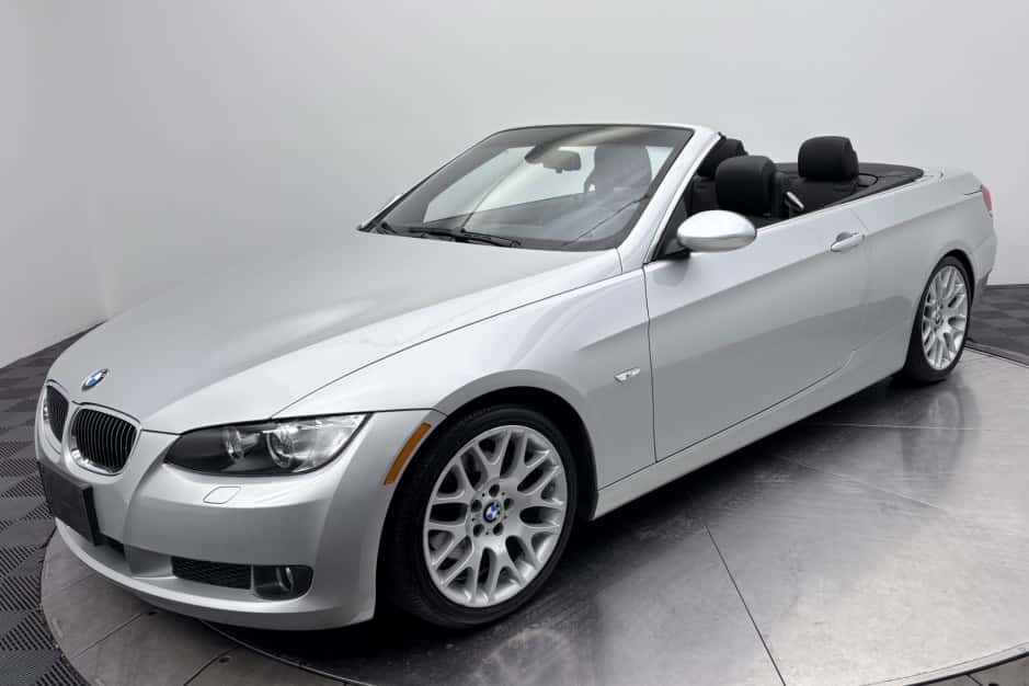 2007 BMW E92/E93 3-Series Coupe & Convertible sold for $11,750