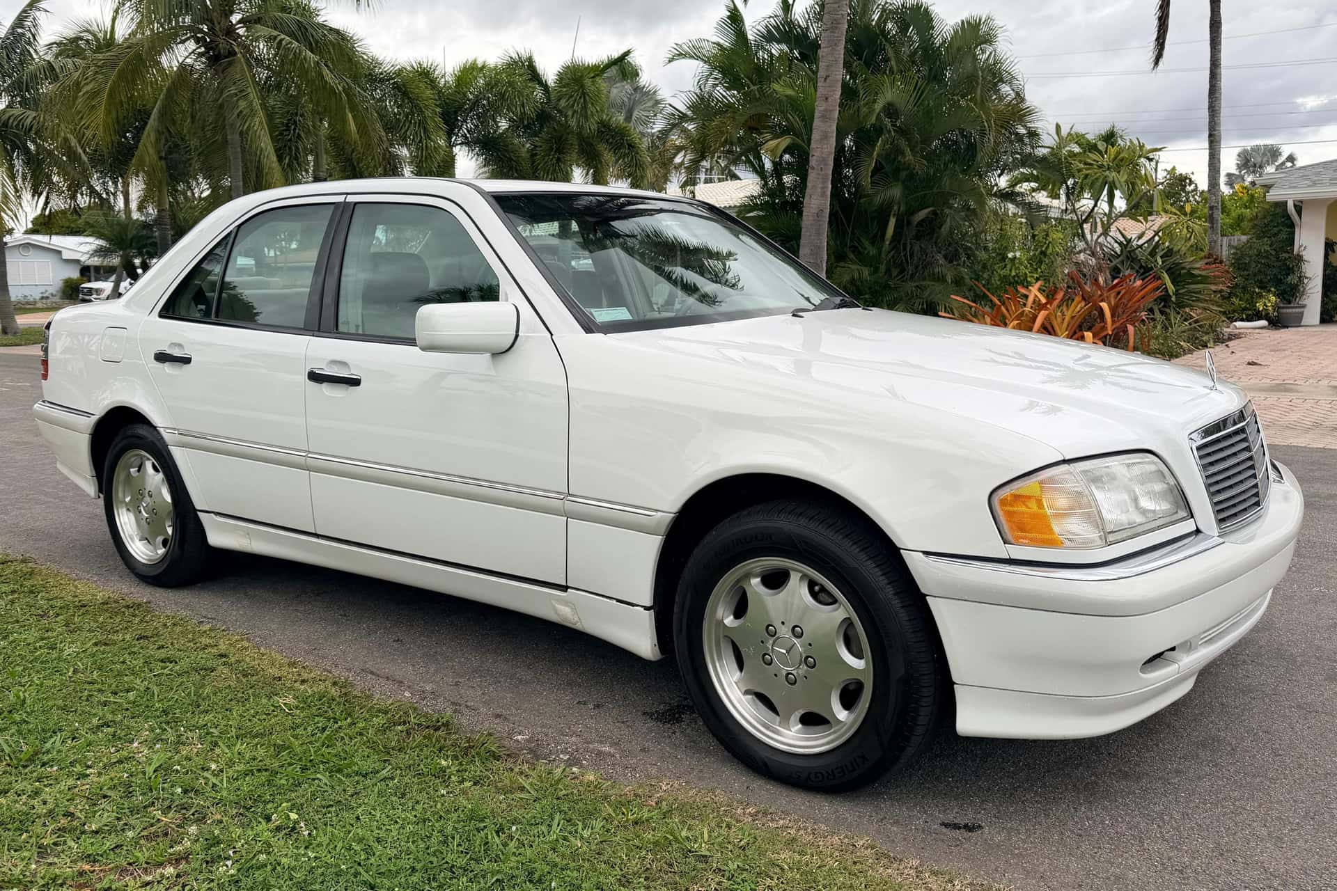 1999 Mercedes-Benz C-Class sold for $5,100