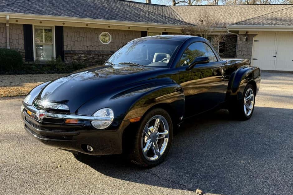 2006 Chevrolet SSR sold for $25,750
