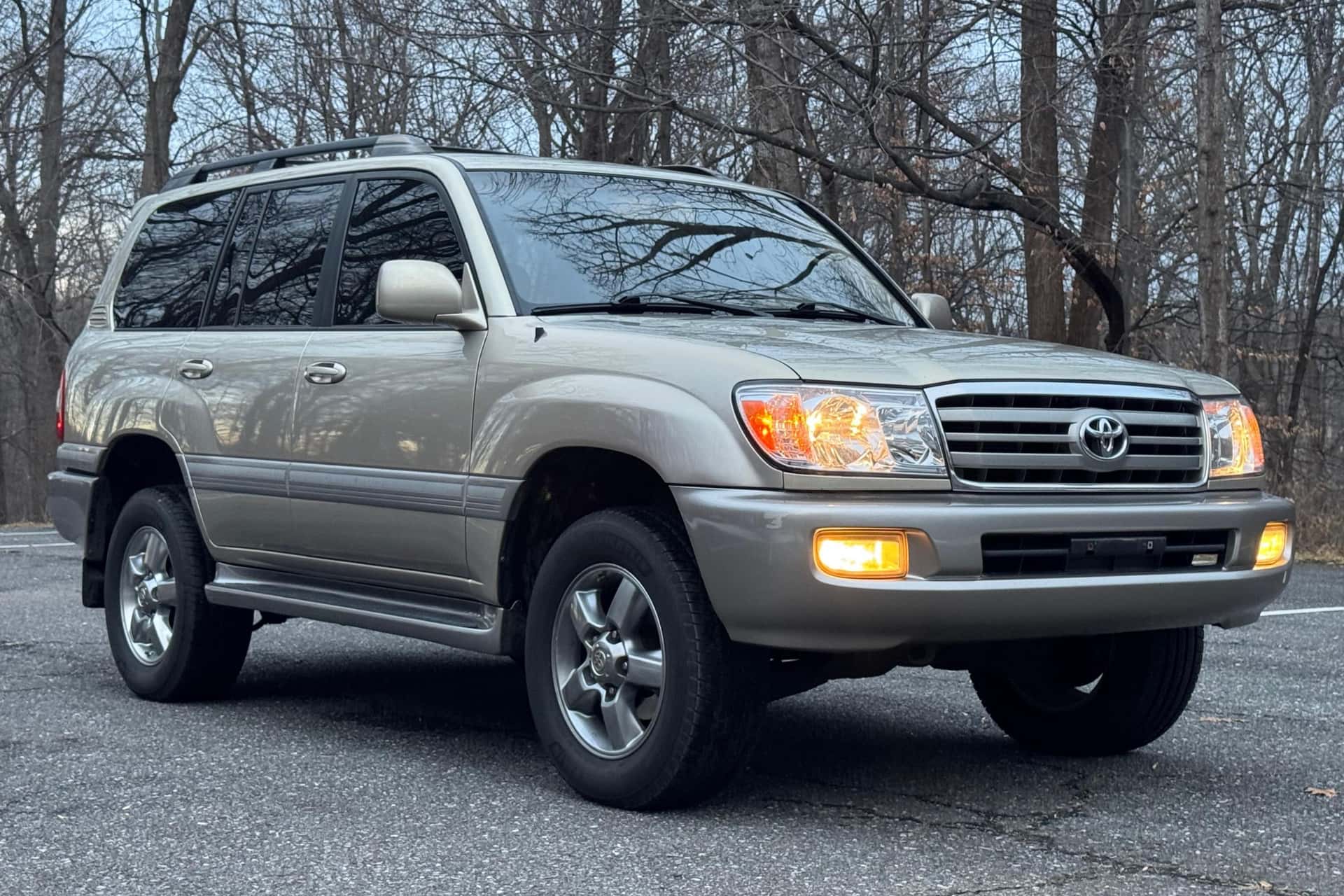 2007 Toyota Land Cruiser sold for $14,100