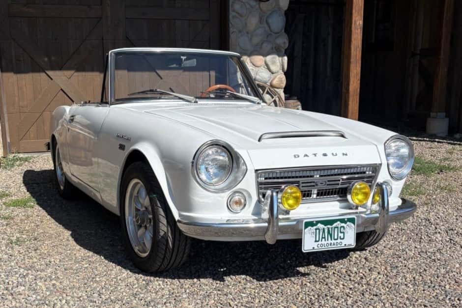 1968 Datsun Roadster sold for $6,900