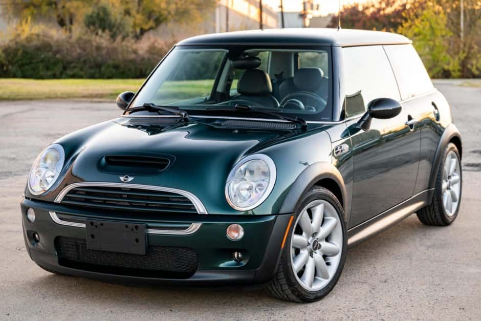 2004 Mini R53 Cooper S sold for $11,253